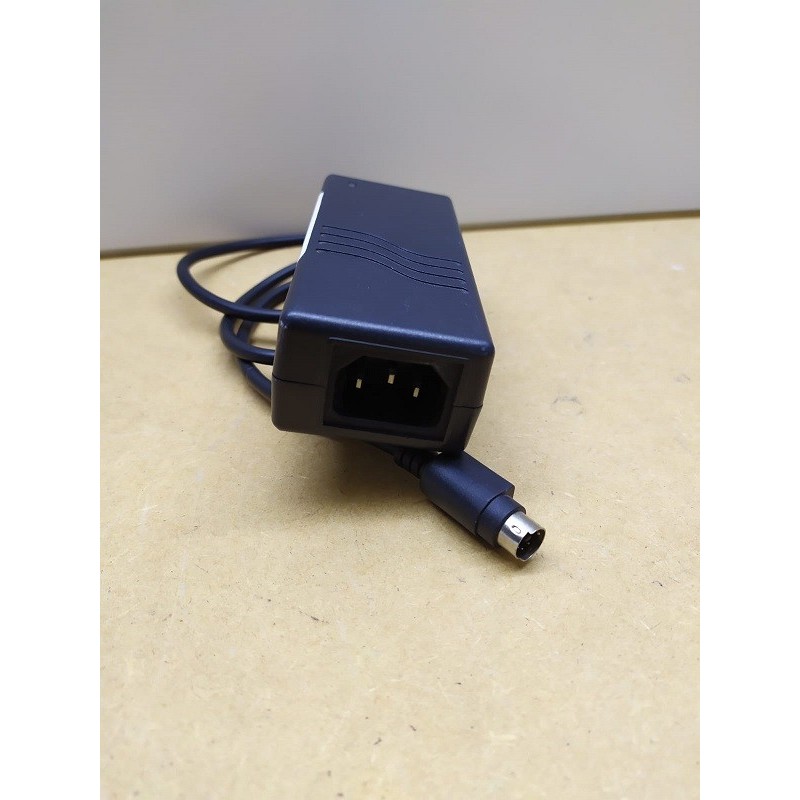 ALIMENTATORE SWITCHING INPUT 100-240V OUTPUT 5V-2A 12V-2A